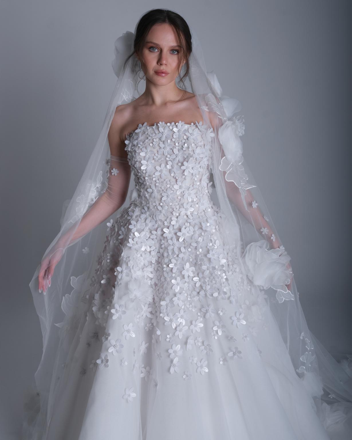 Embroidery Veil - LumiGown 2026 Strapless 3D Floral Wedding