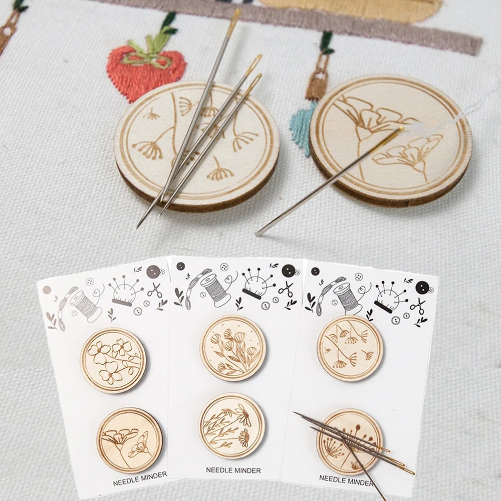 2Pcs Cross Stitch Wood Needle  - Needle Minder Magnet ulasan dan harga