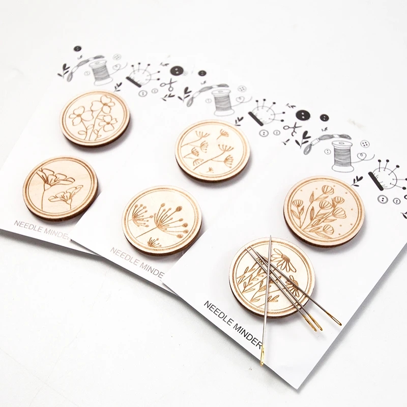 2Pcs Cross Stitch Wood Needle  - Needle Minder Magnet ulasan dan harga