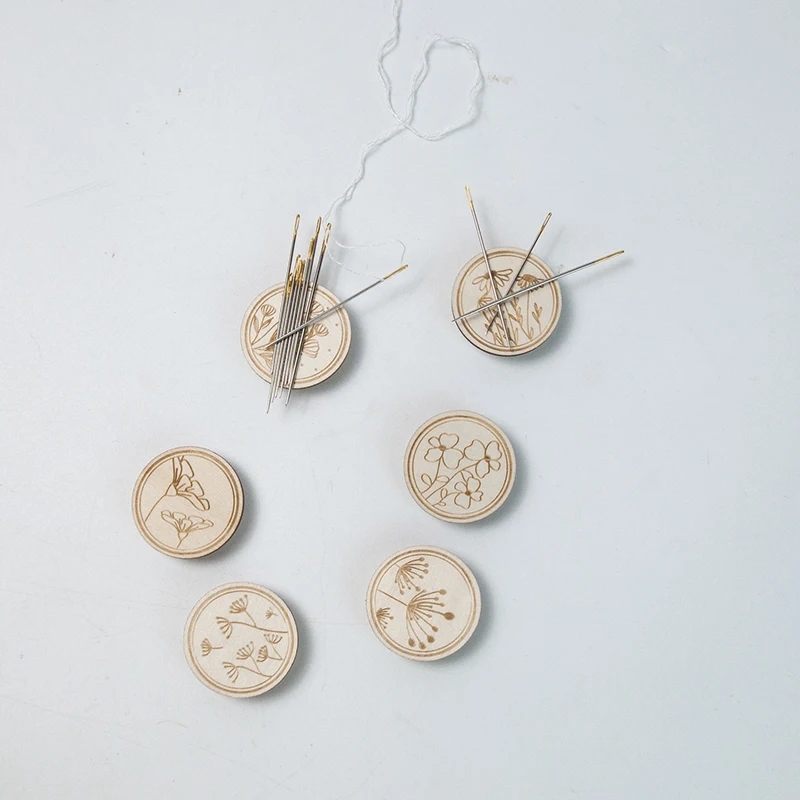 2Pcs Cross Stitch Wood Needle  - Needle Minder Magnet ulasan dan harga