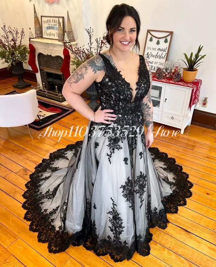 Gothic V Neck Wedding Dresses  - Embroidery White Dress ulasan dan harga