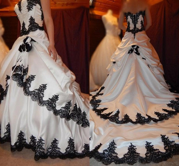 Vintage Wedding Dress Gothic B - Embroidery White Dress ulasan dan harga